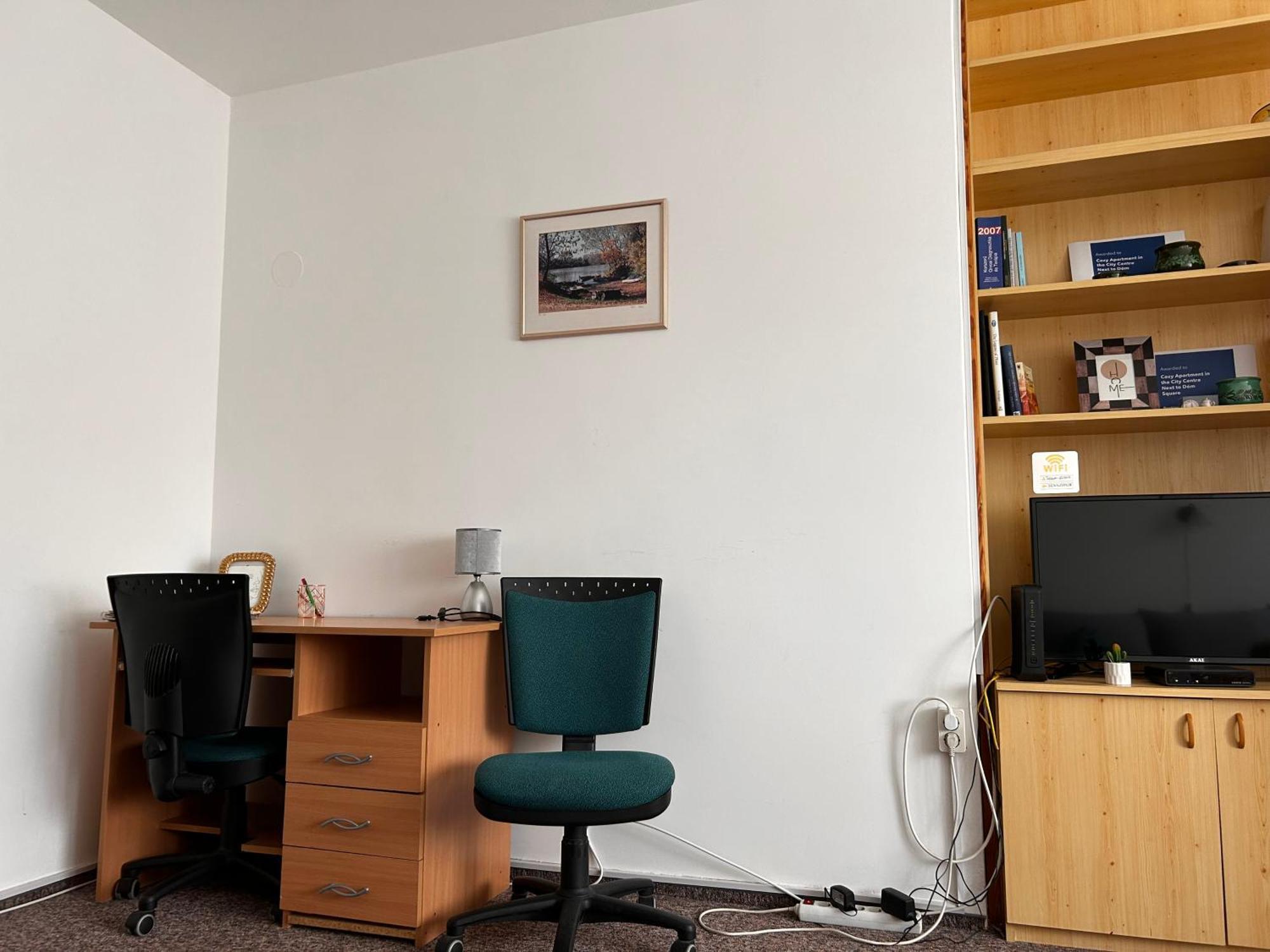 Cozy Apartment In The City Centre Next To Dom Square Szeged Bagian luar foto